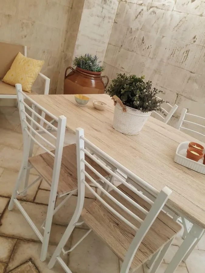 Dom wakacyjny Li Frati Casa Vacanze Lecce